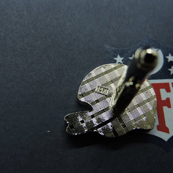 Dallas Cowboys Retro Helmet Silver Tone Cuff Links - Picture 7 of 7